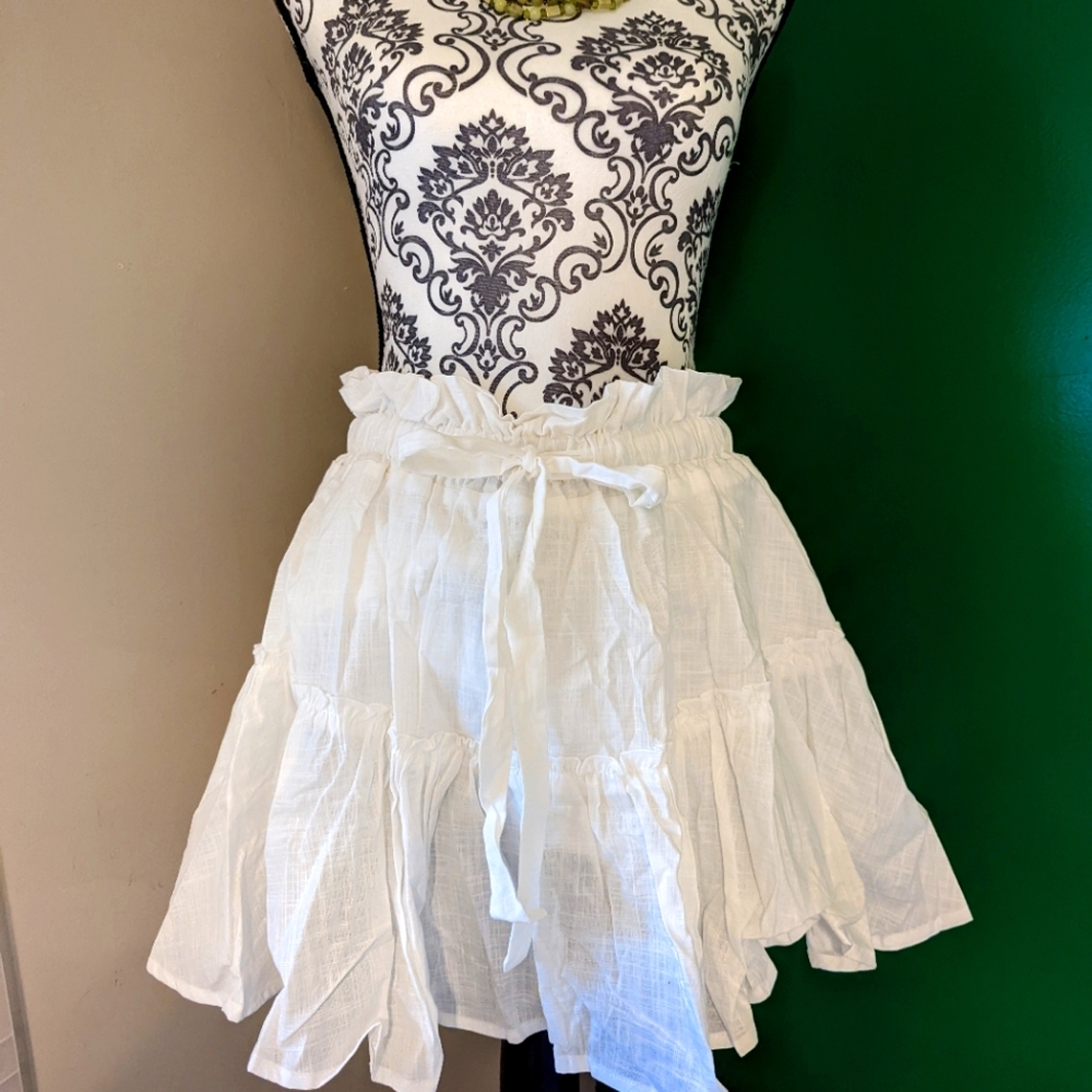 White double layered skirt by Shein